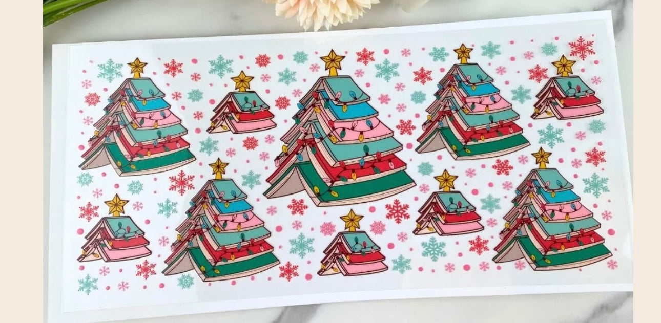 Book Christmas Tree 16oz Wrap